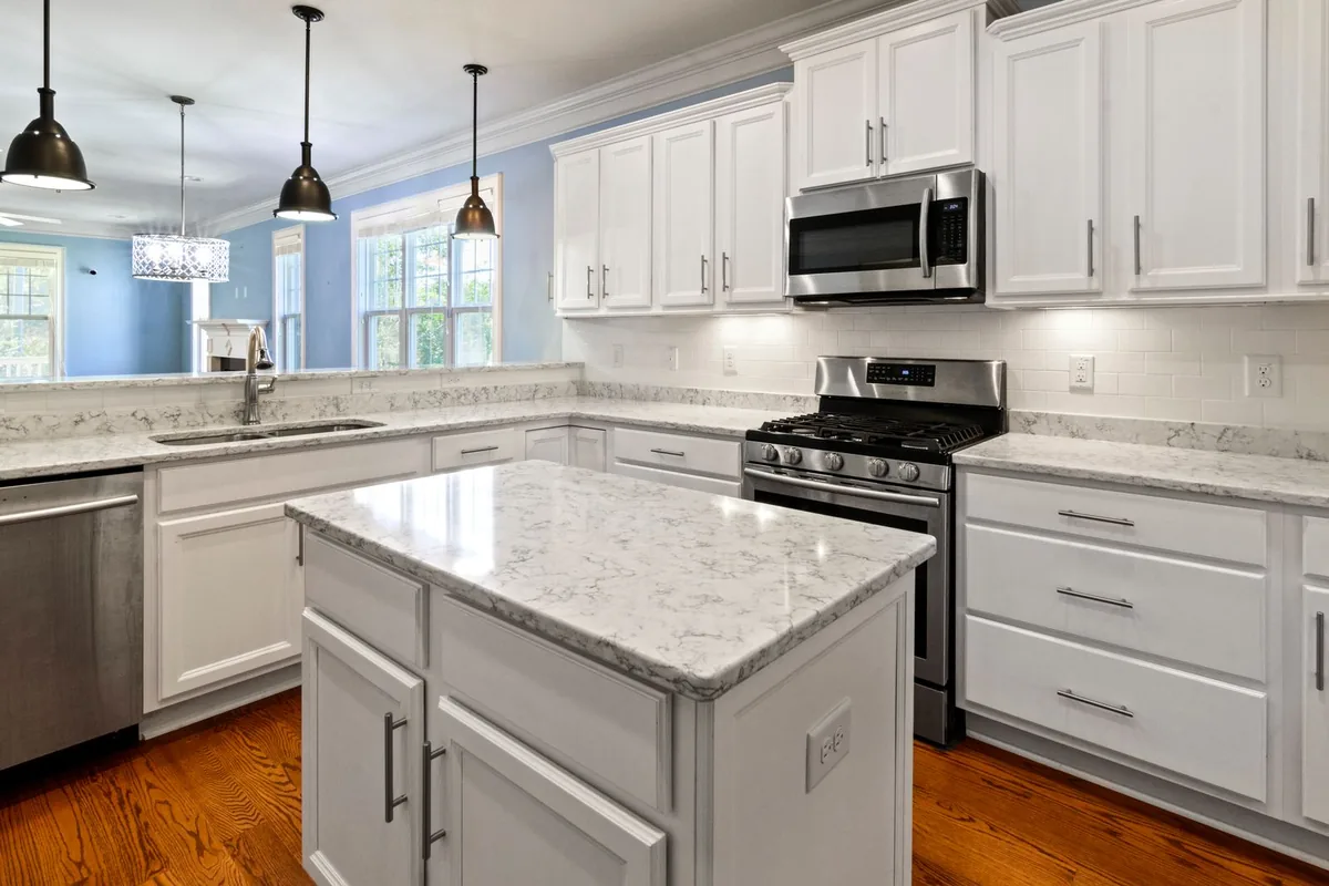 Filth & Squalor Cleanup in Silver Bluff, Miami, FL